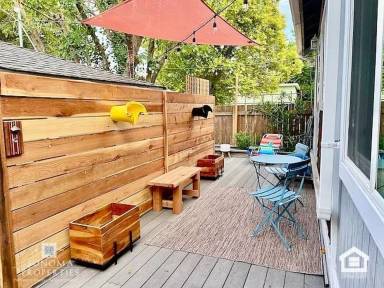 Main picture of 18109 Barrett Ave