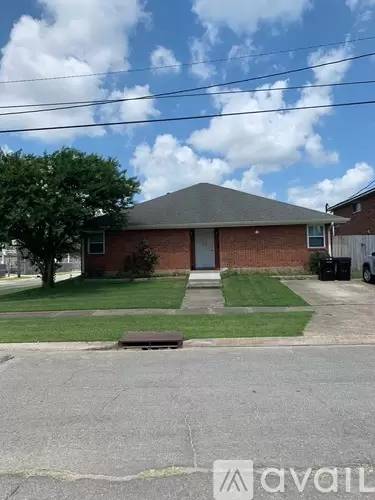 Main picture of 241 36th St
