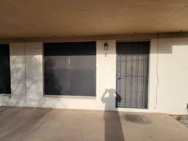 Main picture of 3423 E Flower St