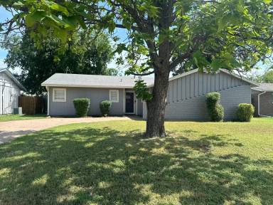 Main picture of 3017 Bennett Dr