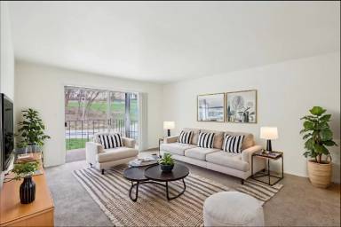 Main picture of West Hills Apartments