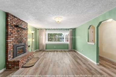 Main picture of 19035 SE Carmel Dr