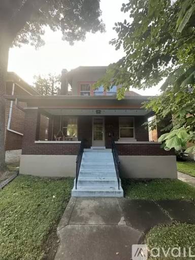 Main picture of 2203 Wrocklage Ave