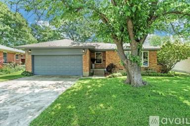 Main picture of 9038 Lydgate Dr