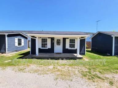 Main picture of 1901 E State Highway 276