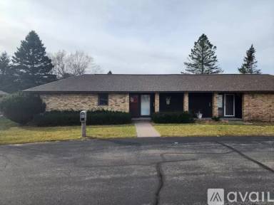 Main picture of 7849 Cedar Lake Rd