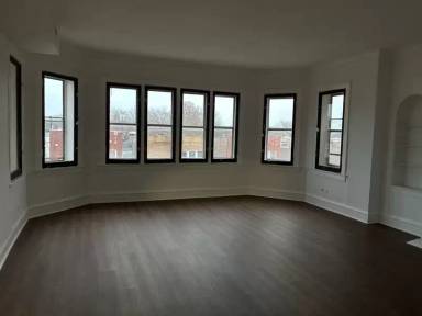 Main picture of 7712 S Jeffery Blvd Apartments