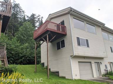 Main picture of 2940 Simpson Ave