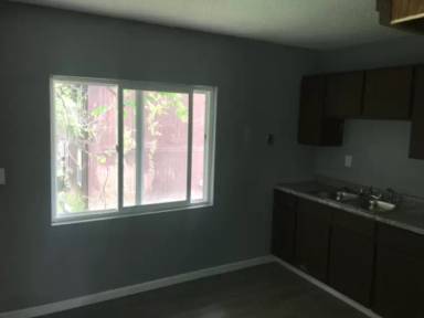 Main picture of 807 S Morrison Ave