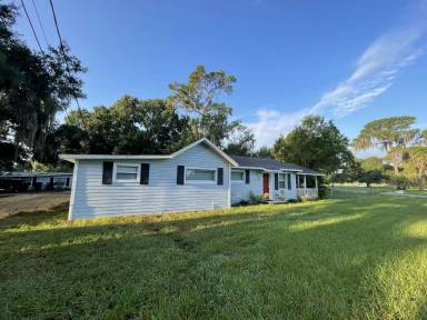 Main picture of 3520 Avenue V NW