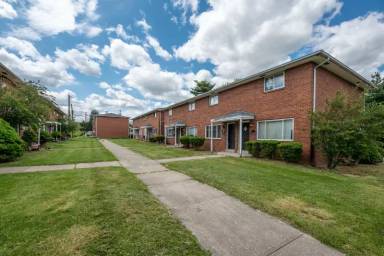 Main picture of Evergreen Apartments & Townhomes