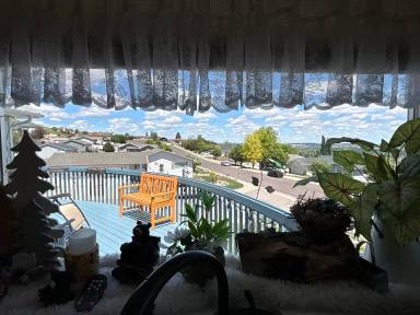 Main picture of 2100 Poplar Dr