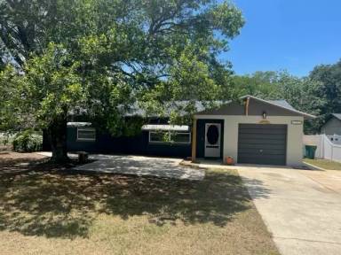 Main picture of 1316 Old Mount Dora Rd