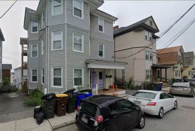 Main picture of 62 School St