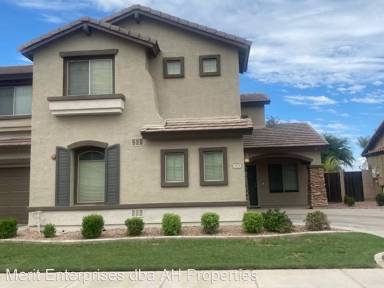 Main picture of 2874 S Quartz St