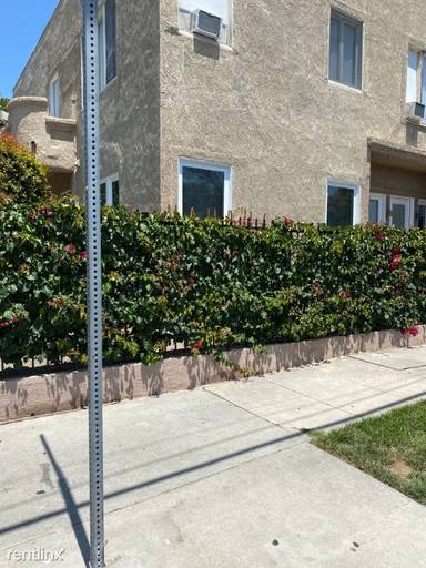 Main picture of 6067 Lexington Ave