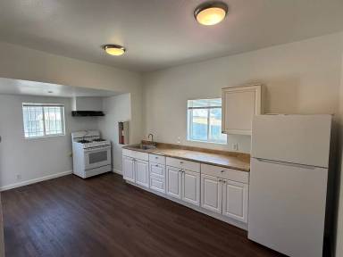 Main picture of 203 Bissell Ave