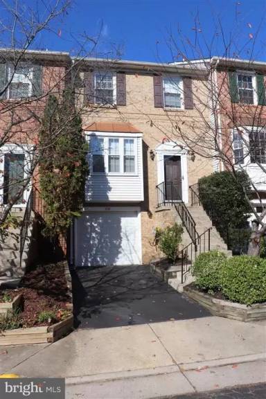 Main picture of 6740 Cardinal Woods Ct