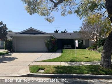 Main picture of 2905 Heather Rd