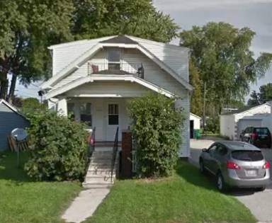 Main picture of 1635 Smith St