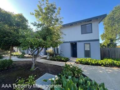 Main picture of 1352 Tree Garden Pl