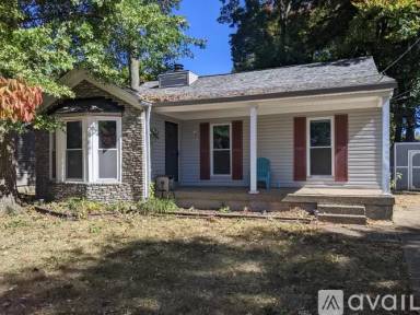 Main picture of 707 Marquette Dr