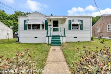 Main picture of 2411 Clifton St NW