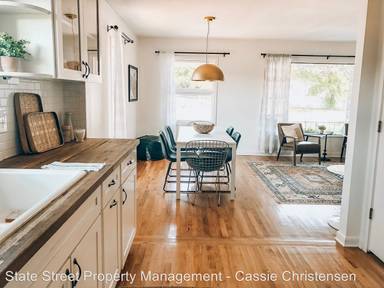 Main picture of 1416 Harvey St