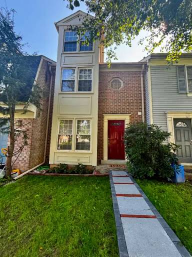 Main picture of 7 Hawk Run Ct