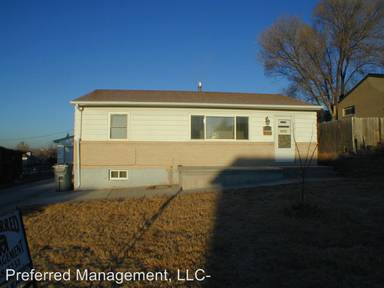 Main picture of 5308 Seslar Ave
