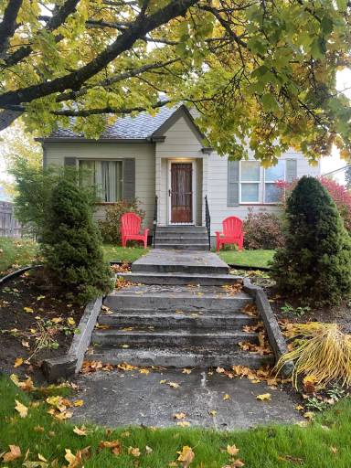 Main picture of 1202 N C St