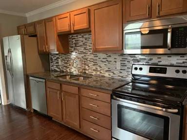 Main picture of 1501 McGavock Pike