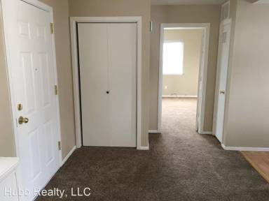 Main picture of 530 Sullivan Ln