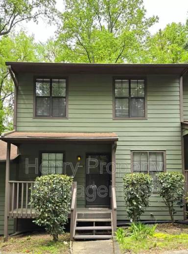 Main picture of 4265 The Oaks Dr