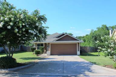Main picture of 105 Ava Dr