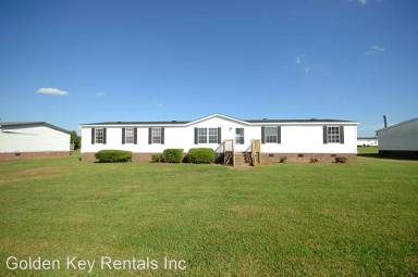 Main picture of 84 Winding Ln