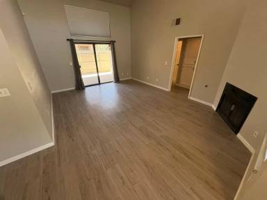 Main picture of 4715 W Cypress Ave