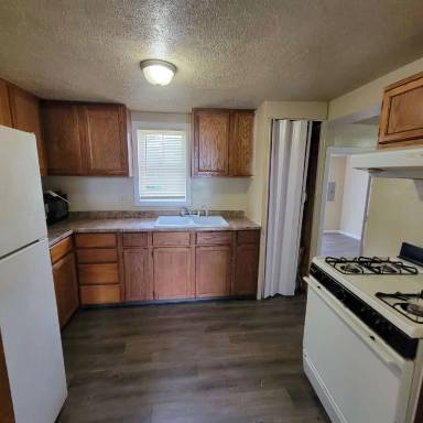 Main picture of 435 S Keystone Ave