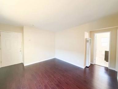 Main picture of 3215 Courtland Ave