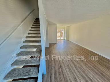 Main picture of 120 Phoebe St