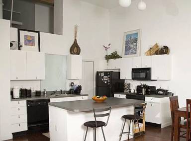 Main picture of 105 S Main St