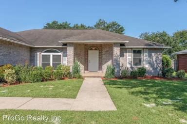 Main picture of 5830 Jameson Cir
