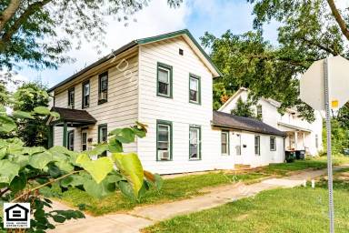 Main picture of 229 E Williams St