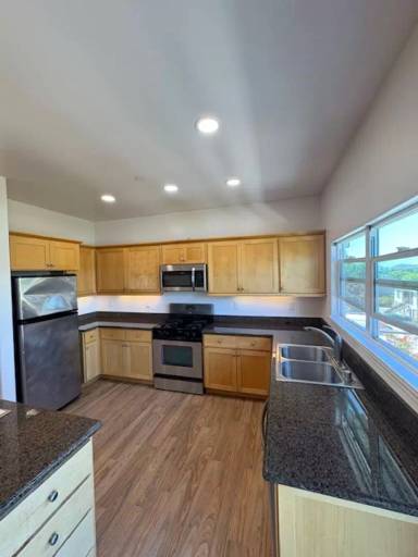 Main picture of 491 N Chorro St