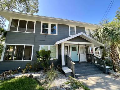 Main picture of 215 Ronnoc Ln