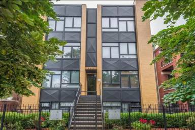 Main picture of 6617 S Ingleside Ave