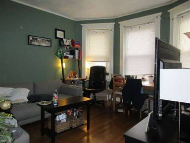 Main picture of 111 Park Dr