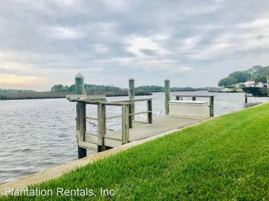 Main picture of 11408 W Bayshore Dr