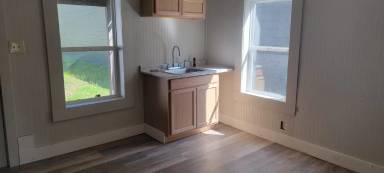 Main picture of 523 E Main St