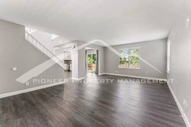 Main picture of 2649 Fernwood Pl